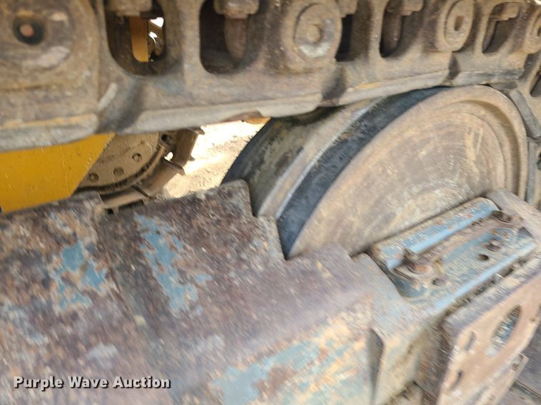 image for item DK4014 2016 Liebherr LR636  track loader