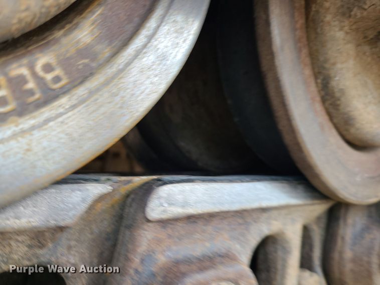 image for item DK4014 2016 Liebherr LR636  track loader