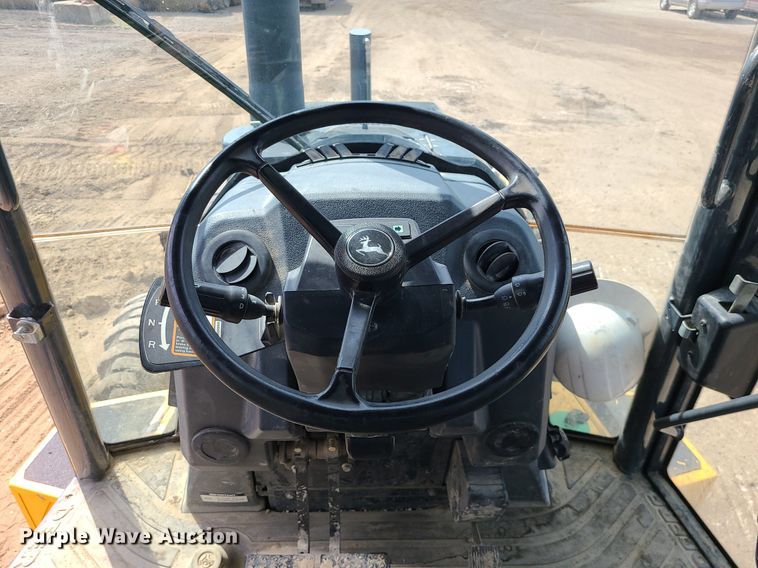 image for item DK4015 2016 John Deere 310SL  backhoe