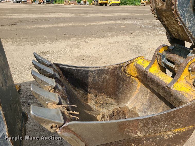 image for item DK4015 2016 John Deere 310SL  backhoe