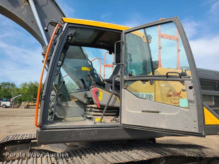 image for item DK4017 2017 Volvo EC250EL  excavator