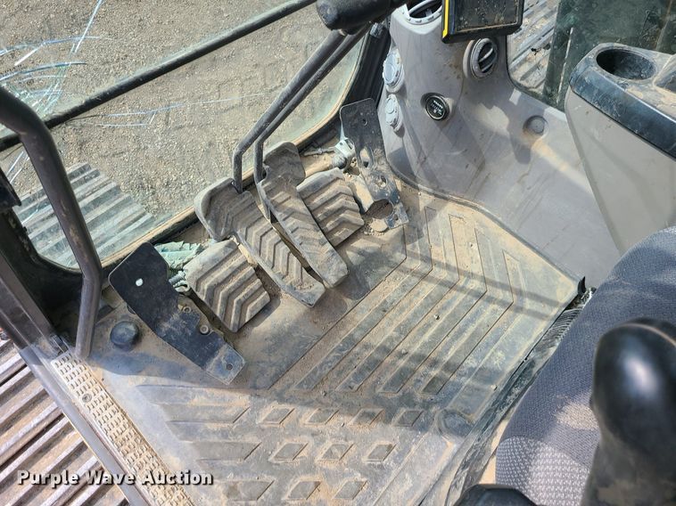 image for item DK4017 2017 Volvo EC250EL  excavator