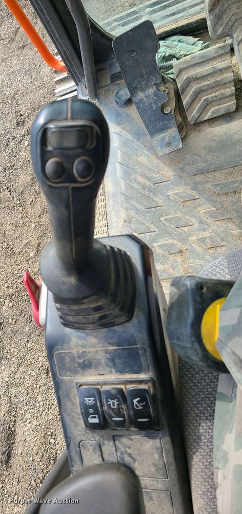 image for item DK4017 2017 Volvo EC250EL  excavator