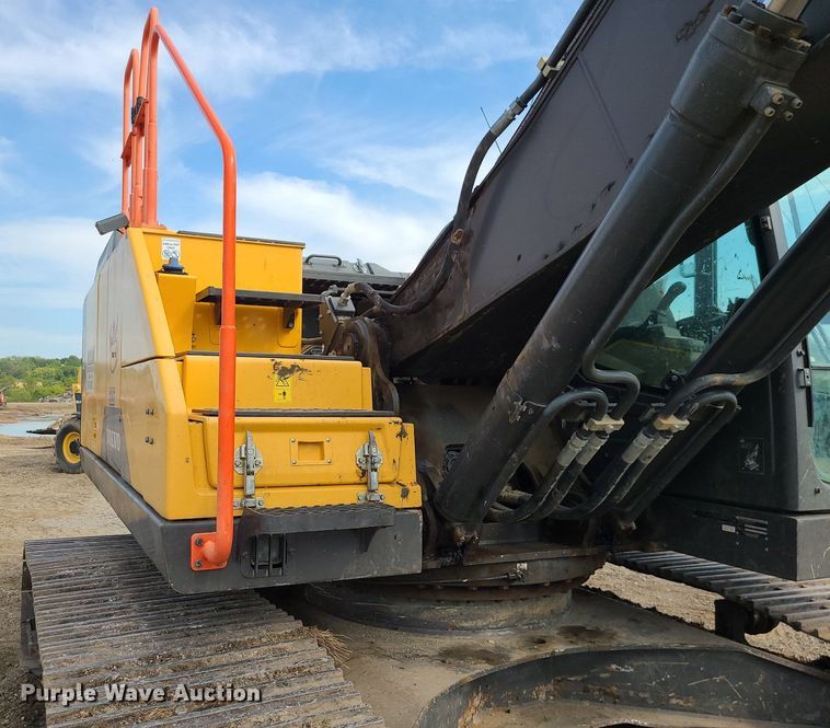 image for item DK4017 2017 Volvo EC250EL  excavator