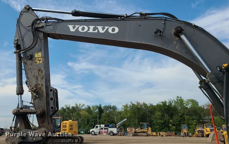 image for item DK4017 2017 Volvo EC250EL  excavator