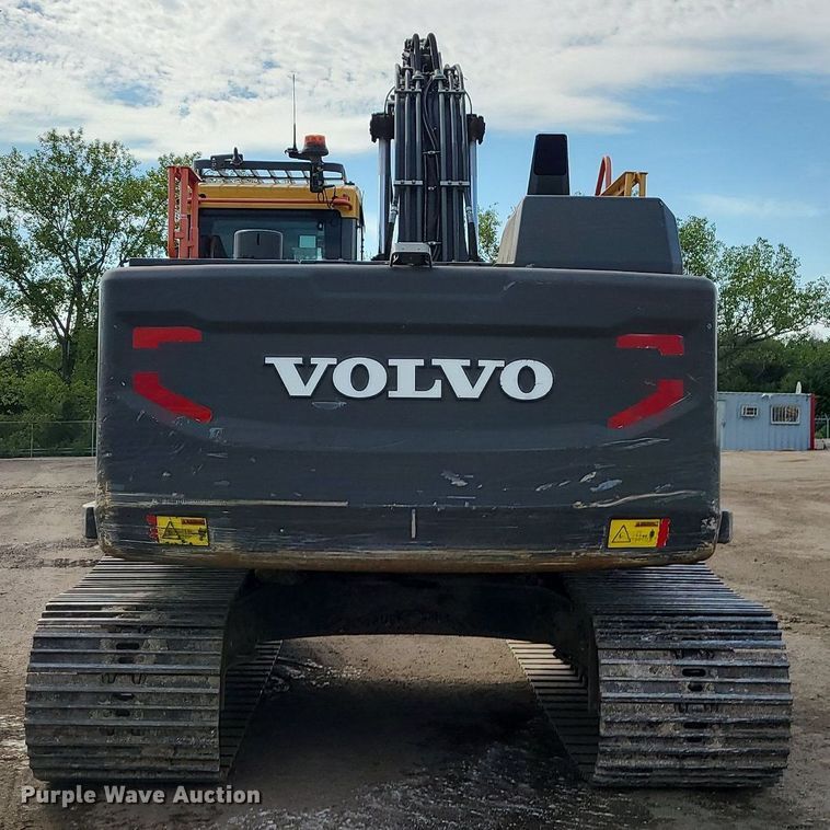 image for item DK4021 2018 Volvo EC220EL  excavator