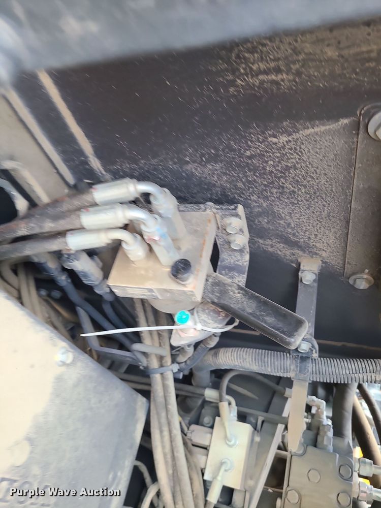 image for item DK4021 2018 Volvo EC220EL  excavator