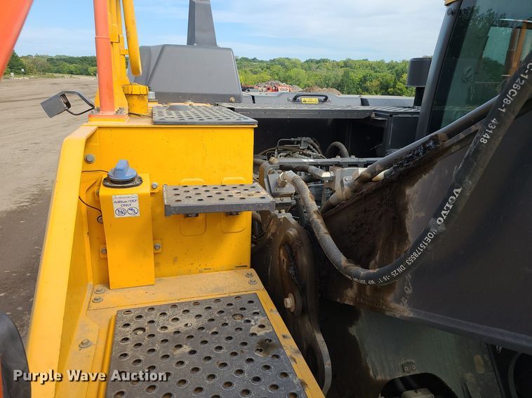 image for item DK4021 2018 Volvo EC220EL  excavator