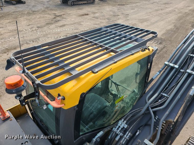 image for item DK4021 2018 Volvo EC220EL  excavator