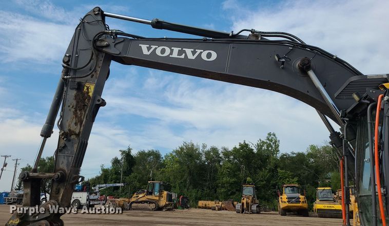 image for item DK4021 2018 Volvo EC220EL  excavator