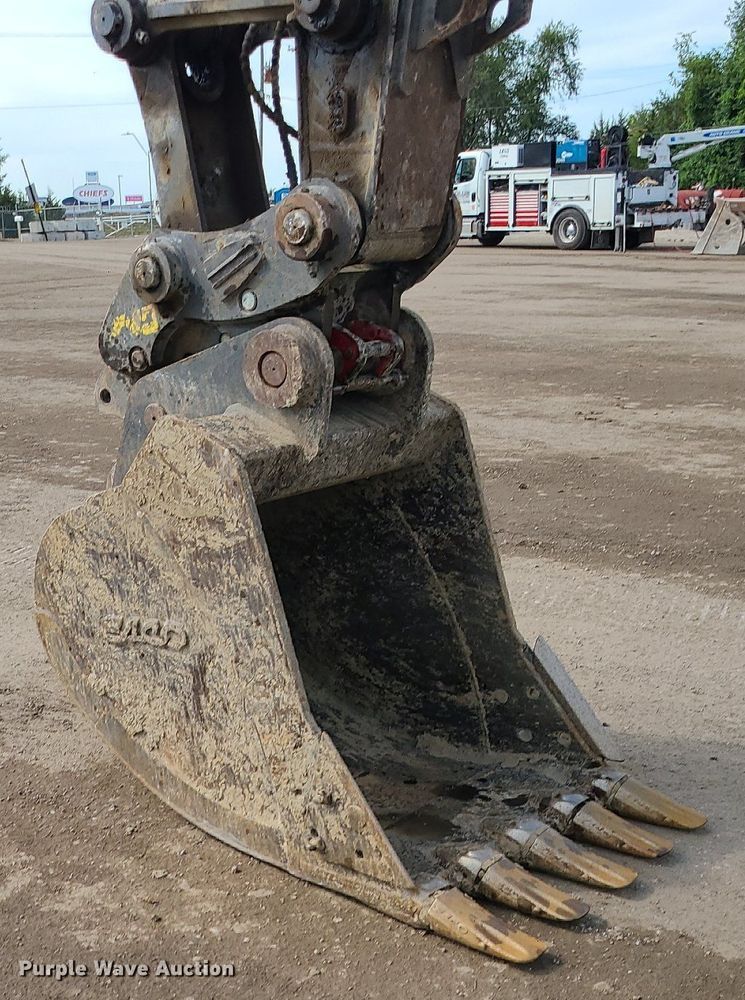 image for item DK4021 2018 Volvo EC220EL  excavator