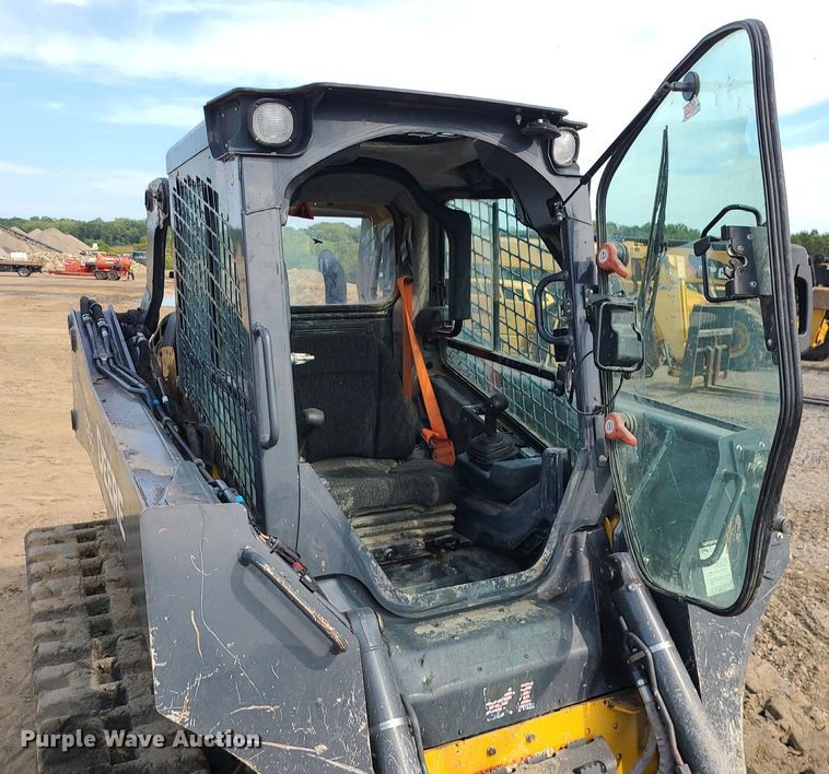 image for item DK4022 2019 John Deere 325G  tracked skid steer loader