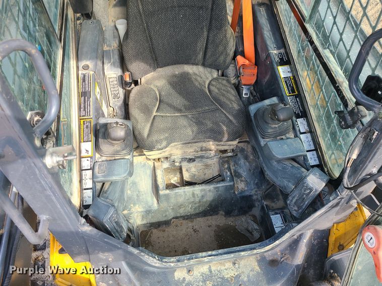 image for item DK4022 2019 John Deere 325G  tracked skid steer loader