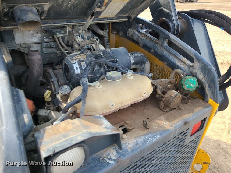 image for item DK4022 2019 John Deere 325G  tracked skid steer loader