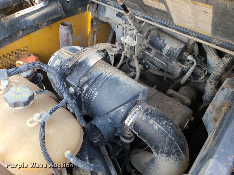 image for item DK4022 2019 John Deere 325G  tracked skid steer loader