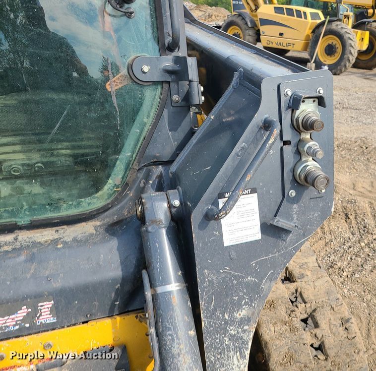 image for item DK4022 2019 John Deere 325G  tracked skid steer loader