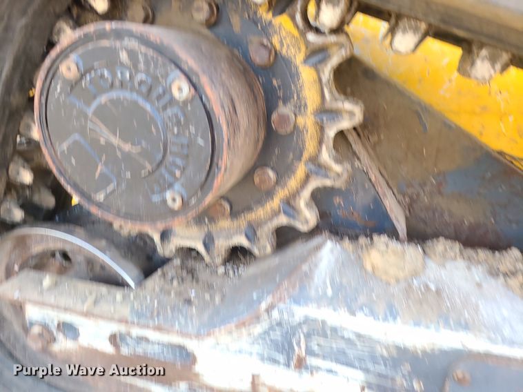 image for item DK4022 2019 John Deere 325G  tracked skid steer loader