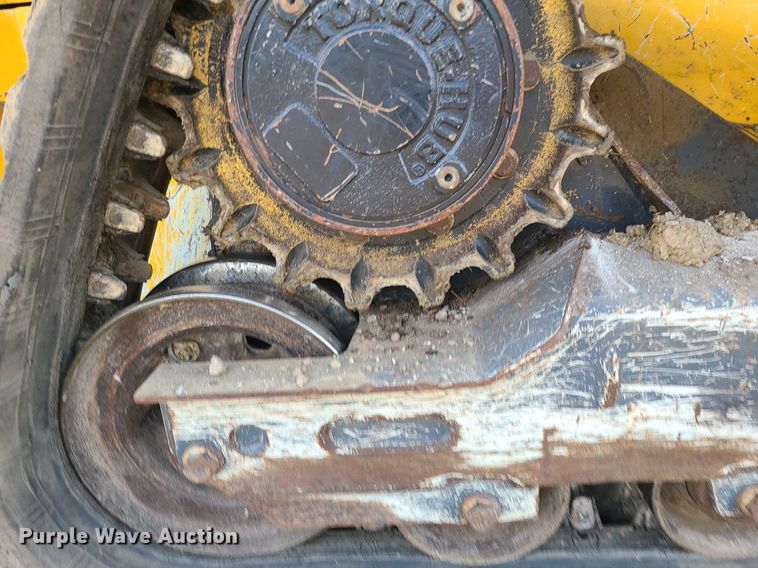 image for item DK4022 2019 John Deere 325G  tracked skid steer loader