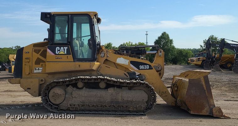 image for item DK4023 2013 Caterpillar 963D  track loader