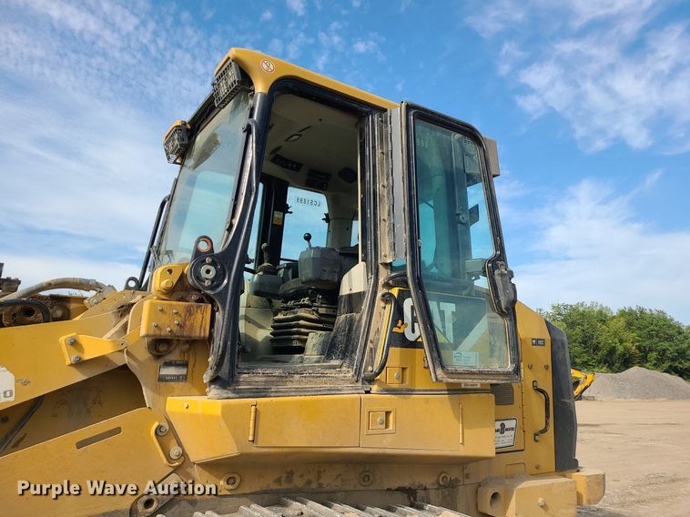 image for item DK4023 2013 Caterpillar 963D  track loader