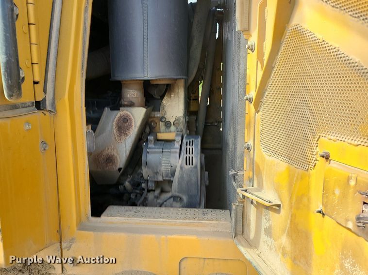 image for item DK4023 2013 Caterpillar 963D  track loader