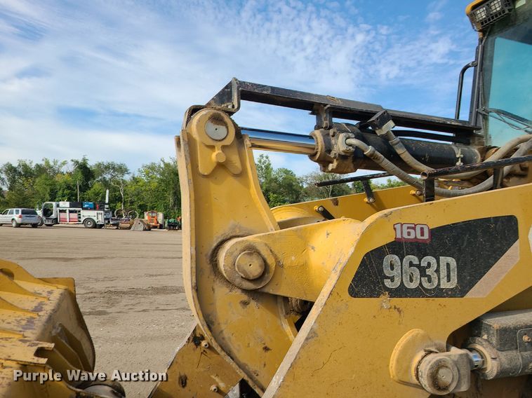 image for item DK4023 2013 Caterpillar 963D  track loader