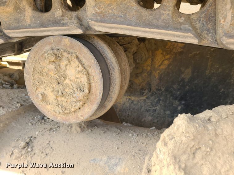 image for item DK4023 2013 Caterpillar 963D  track loader