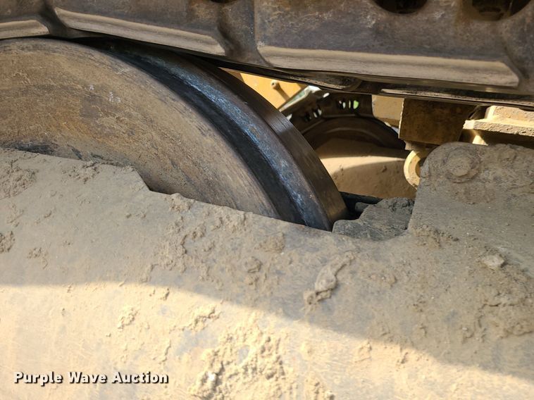 image for item DK4023 2013 Caterpillar 963D  track loader