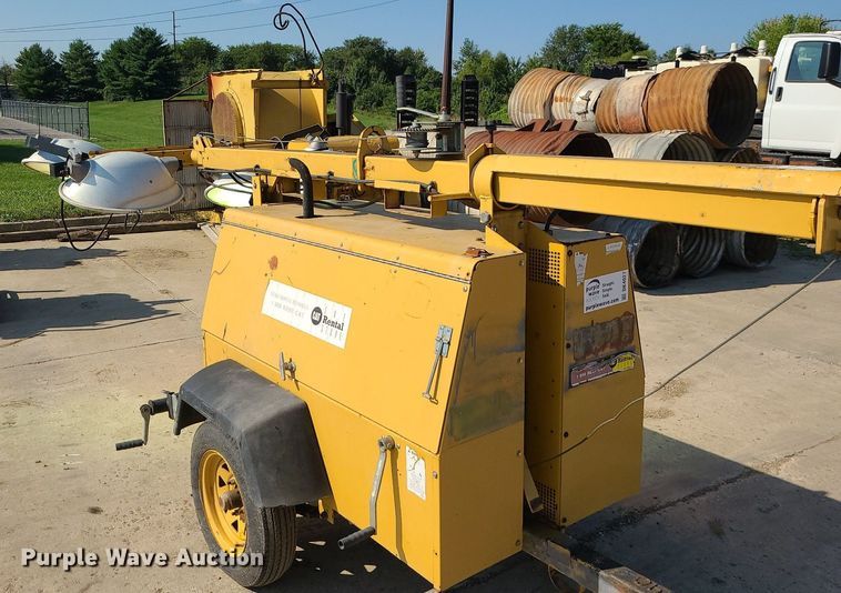 image for item DK4027 Caterpillar  light plant