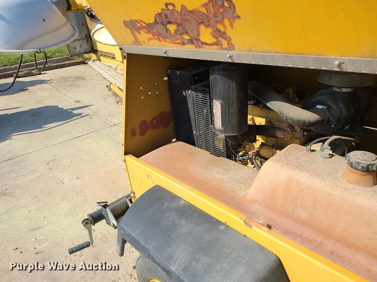 image for item DK4027 Caterpillar  light plant