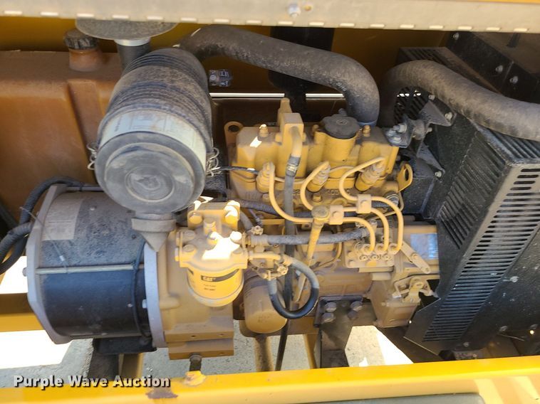 image for item DK4027 Caterpillar  light plant