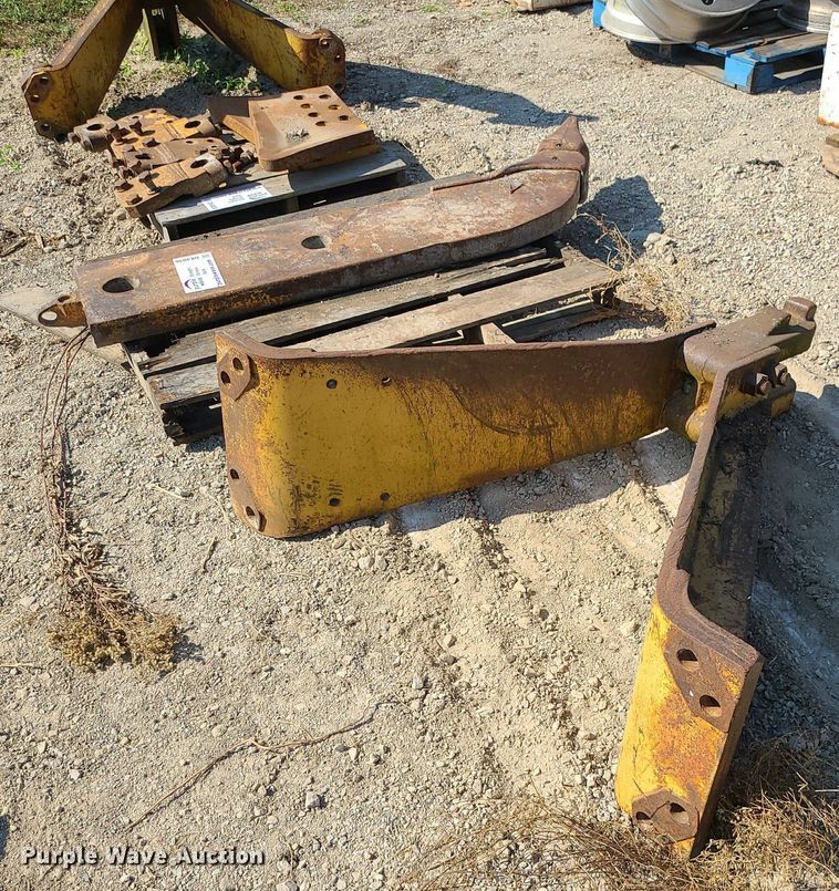 image for item DK4036 Caterpillar D8N  parts