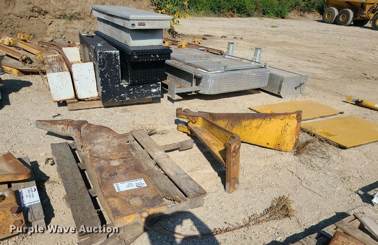 image for item DK4036 Caterpillar D8N  parts