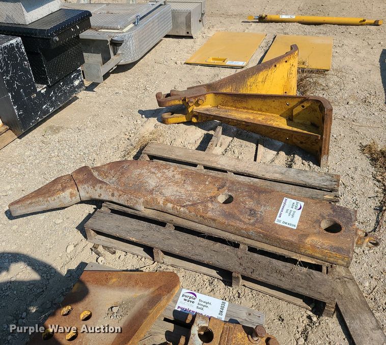 image for item DK4036 Caterpillar D8N  parts