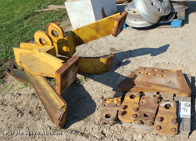 image for item DK4038 Caterpillar D8R  parts