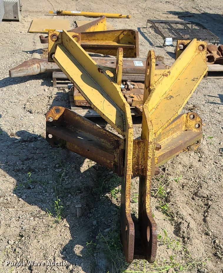 image for item DK4038 Caterpillar D8R  parts