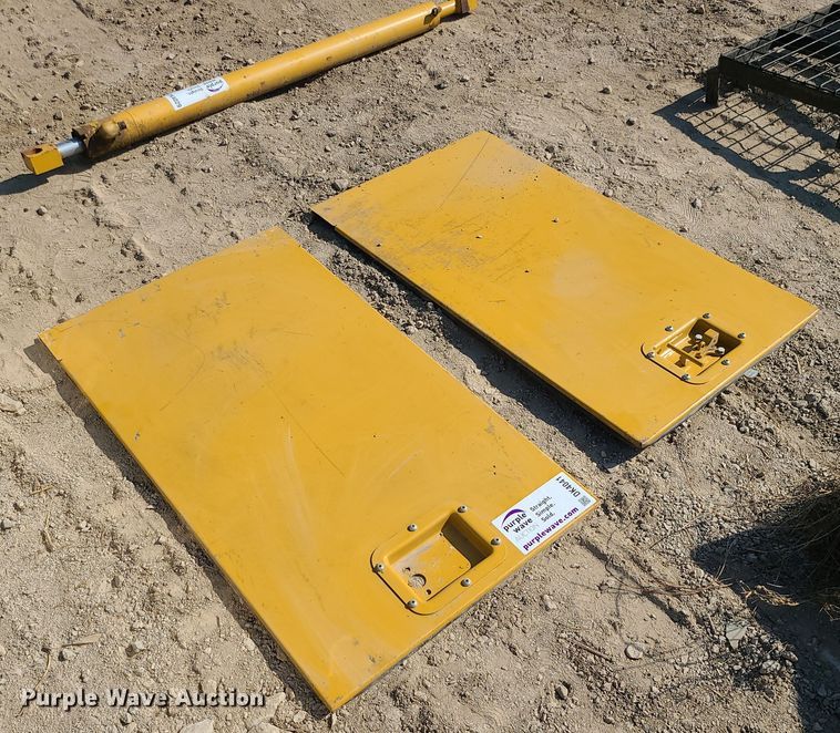 image for item DK4041 Caterpillar  engine covers