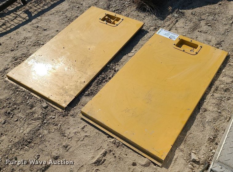 image for item DK4041 Caterpillar  engine covers