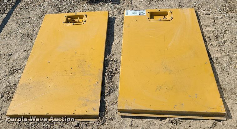 image for item DK4041 Caterpillar  engine covers