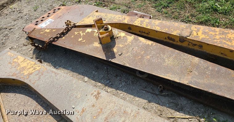 image for item DK4045 Caterpillar 740  end gate