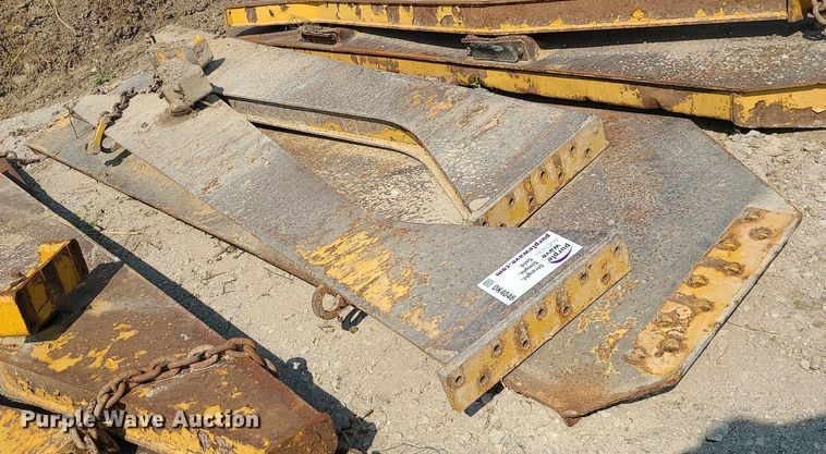 image for item DK4046 Caterpillar 740  end gate