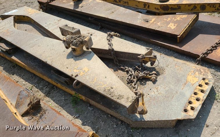 image for item DK4046 Caterpillar 740  end gate