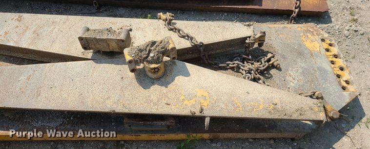 image for item DK4046 Caterpillar 740  end gate