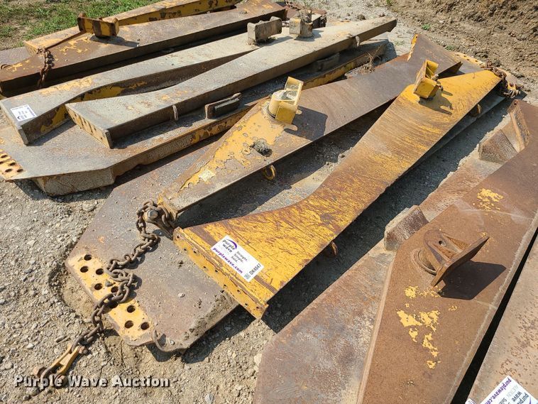 image for item DK4047 Caterpillar 740  end gate