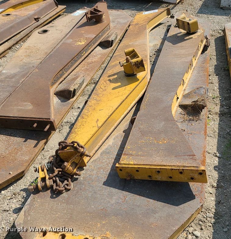 image for item DK4047 Caterpillar 740  end gate