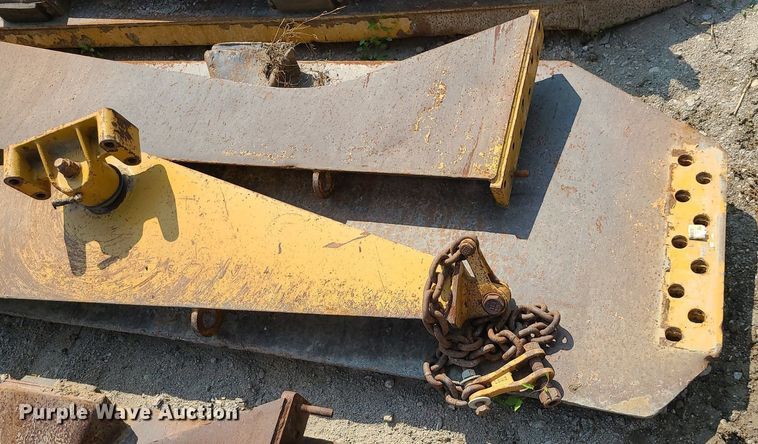 image for item DK4047 Caterpillar 740  end gate