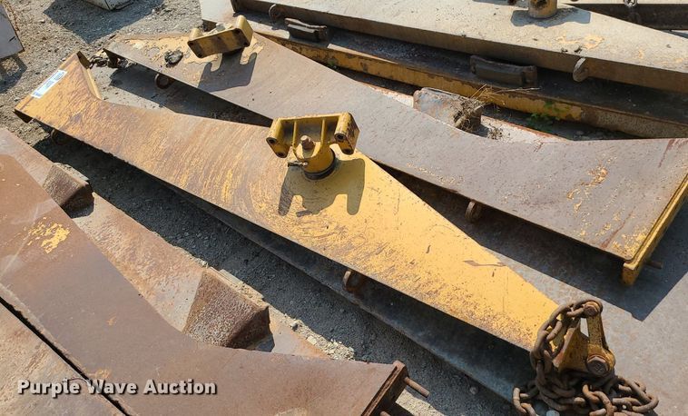 image for item DK4047 Caterpillar 740  end gate