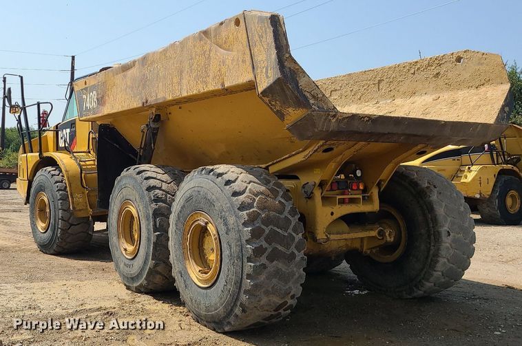 image for item DK4052 2015 Caterpillar 740B  haul truck