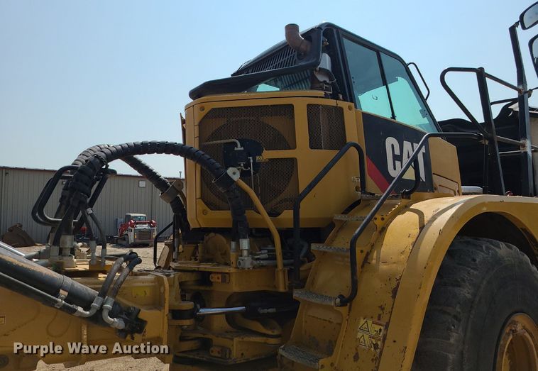 image for item DK4052 2015 Caterpillar 740B  haul truck