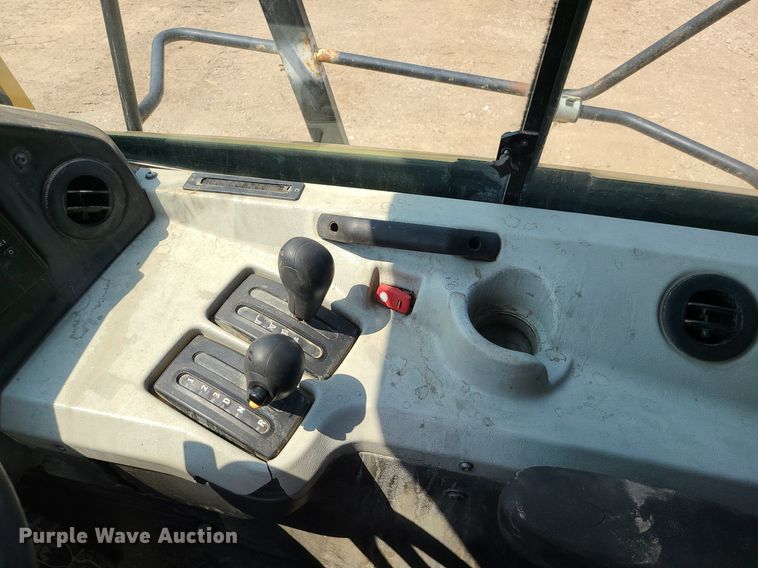 image for item DK4052 2015 Caterpillar 740B  haul truck